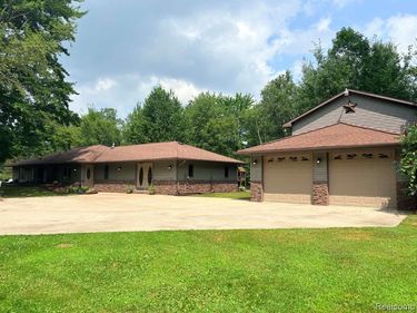 2159 E Bevens Road, Wells Twp, MI 48723