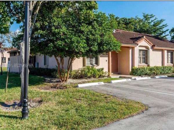6552 NW 172nd Ln , Hialeah, FL 33015
