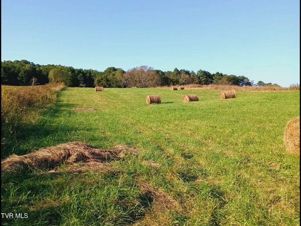 436 Thorngrove Pike, Kodak, TN 37764
