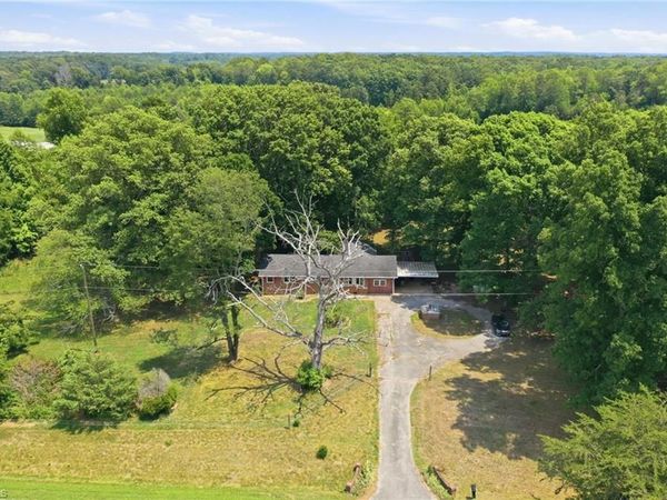 5009 Mill Creek Road , Cedar Grove, NC 27231