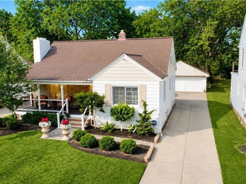 1828 E 291 Street, Wickliffe, OH 44092 Photo 1