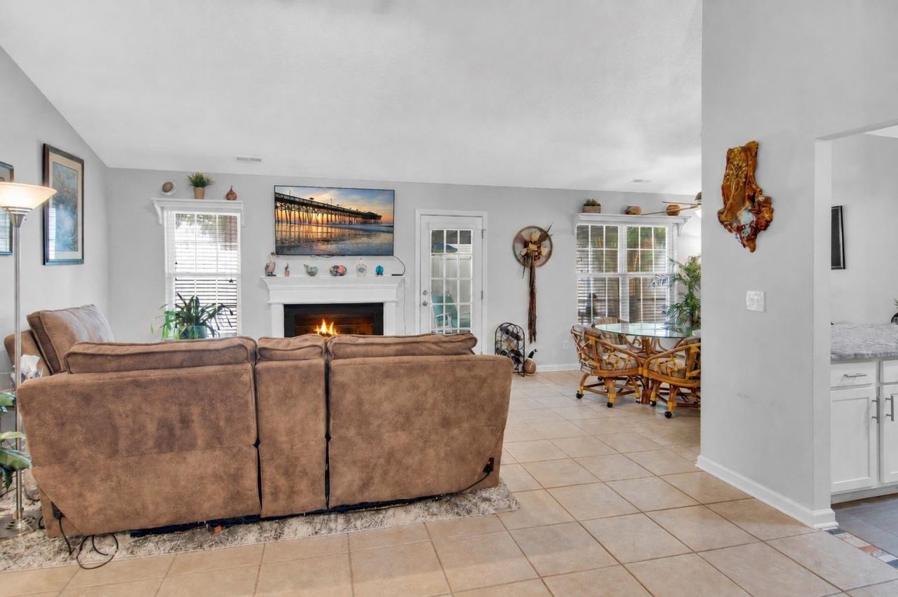 4451 Barcelona Ln.  Photo 6