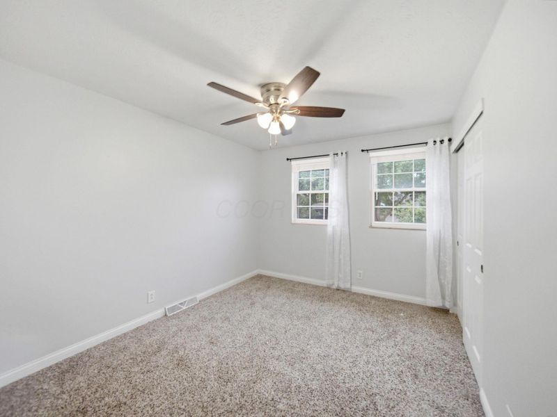 827 Mcclain Road , Columbus, OH 43212 Photo 13