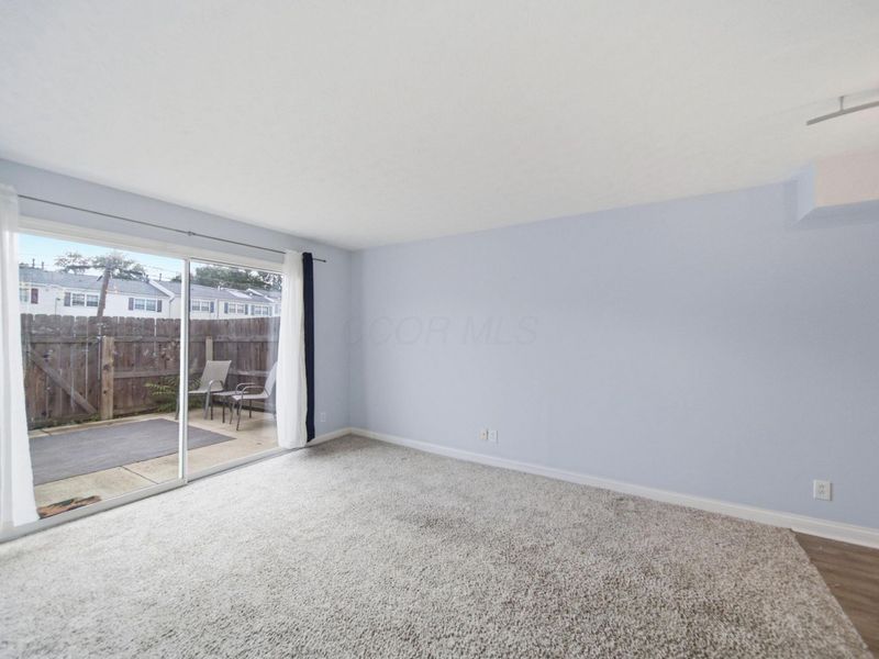 827 Mcclain Road , Columbus, OH 43212 Photo 4