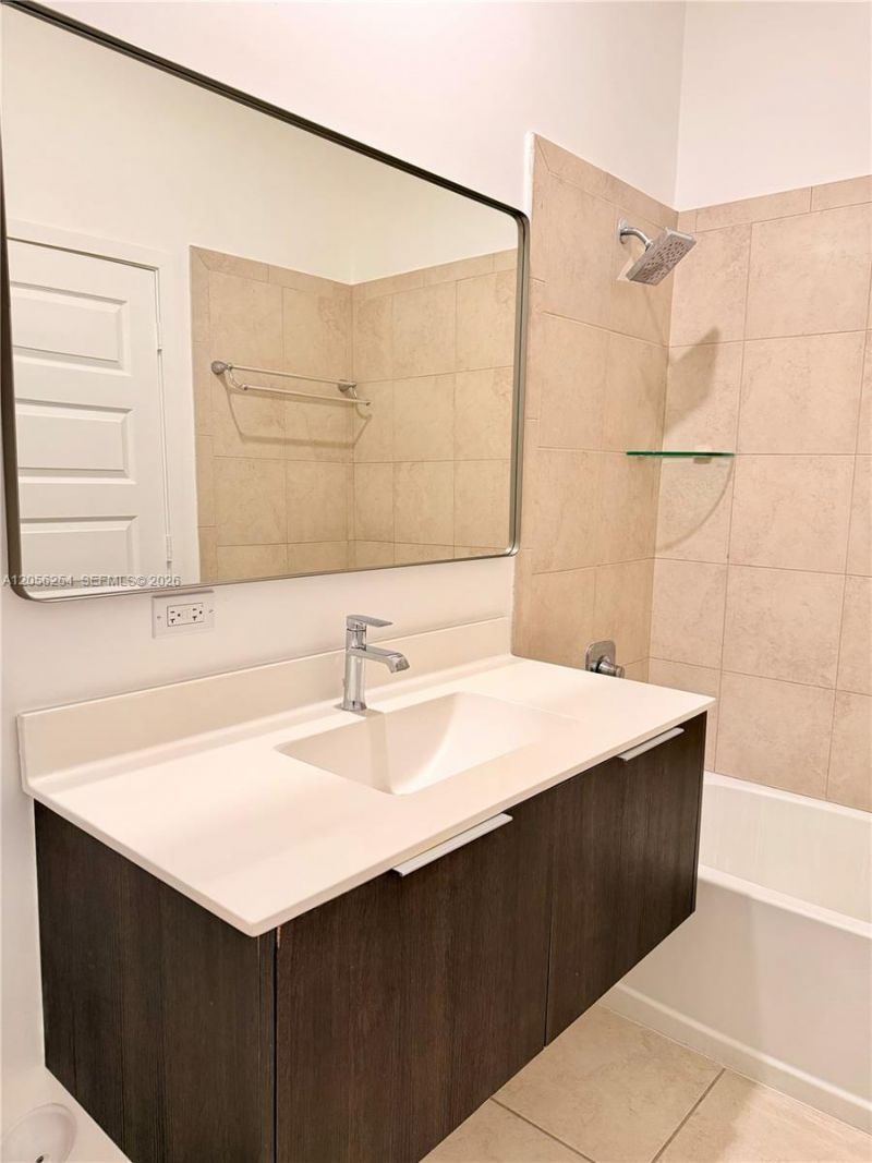 7819 NW 104th Ave, Unit 22, Doral, FL 33178 Photo