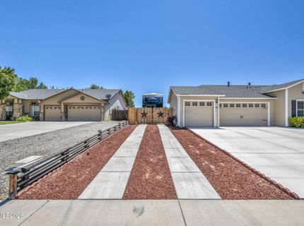 801 Autumn Court, Dayton, NV 89403 Photo