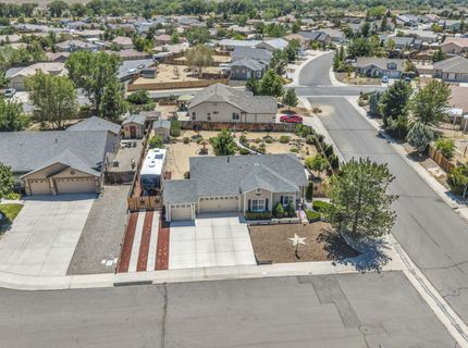 801 Autumn Court, Dayton, NV 89403 Photo