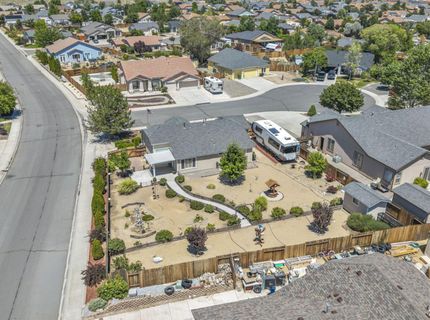 801 Autumn Court, Dayton, NV 89403 Photo