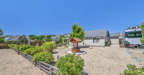 801 Autumn Court, Dayton, NV 89403 Photo