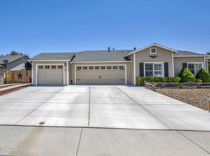 801 Autumn Court, Dayton, NV 89403 Photo