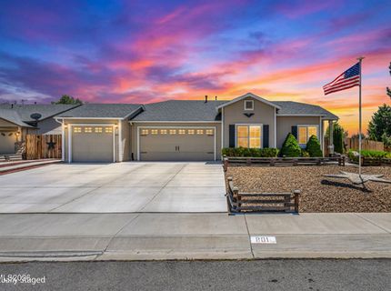 801 Autumn Court, Dayton, NV 89403 Photo