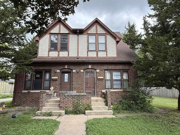 242 14th Street SE, Mason City, IA 50401
