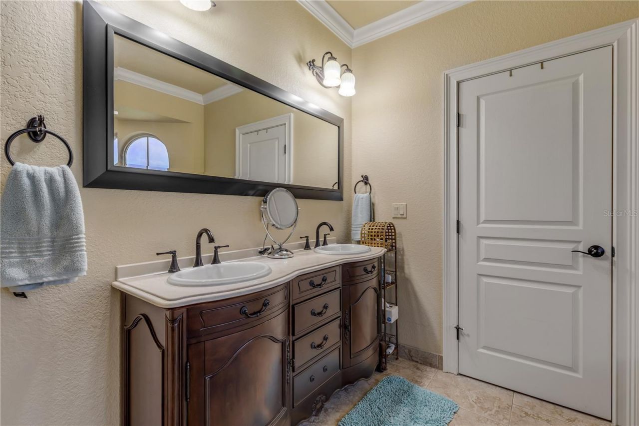 5090 Riverside Drive , Unit 105, Port Orange, FL 32127 Photo