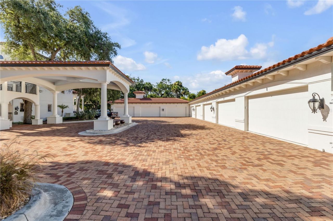 5090 Riverside Drive , Unit 105, Port Orange, FL 32127 Photo