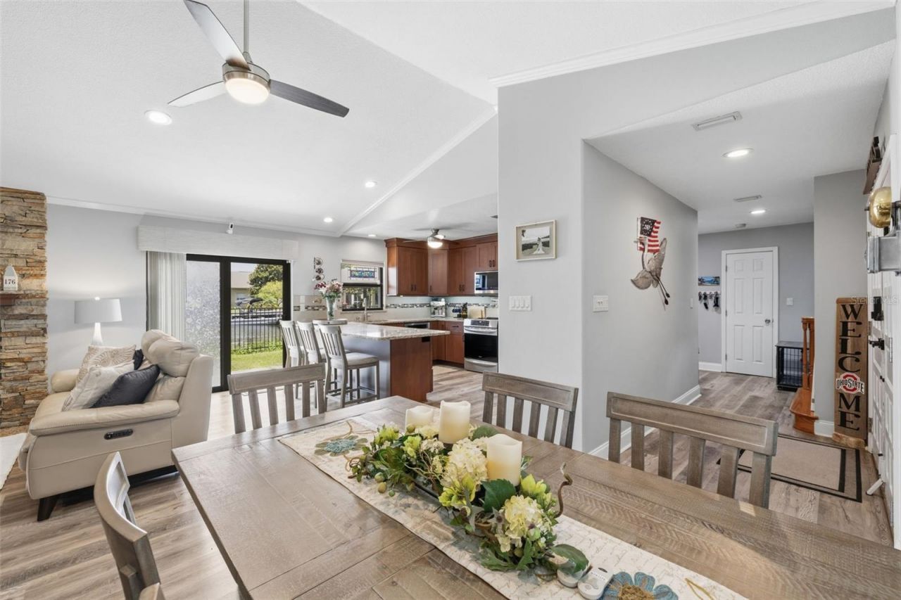 176 Maple Avenue, Palm Harbor, FL 34684 Photo