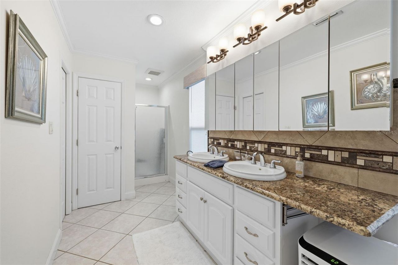 176 Maple Avenue, Palm Harbor, FL 34684 Photo