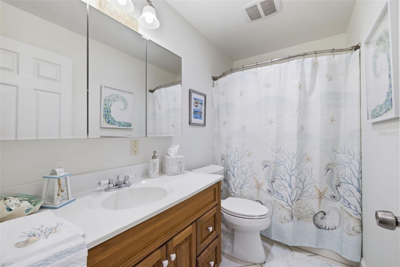 176 Maple Avenue, Palm Harbor, FL 34684 Photo