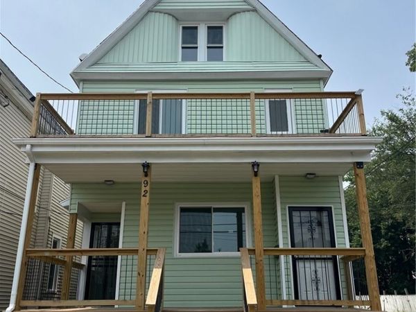 92 Dewitt Street , Buffalo, NY 14213