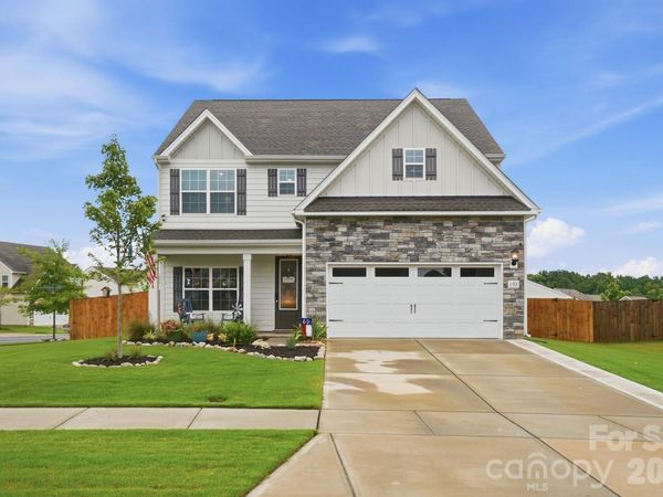 193 Adams Tree Way, Troutman, NC 28166