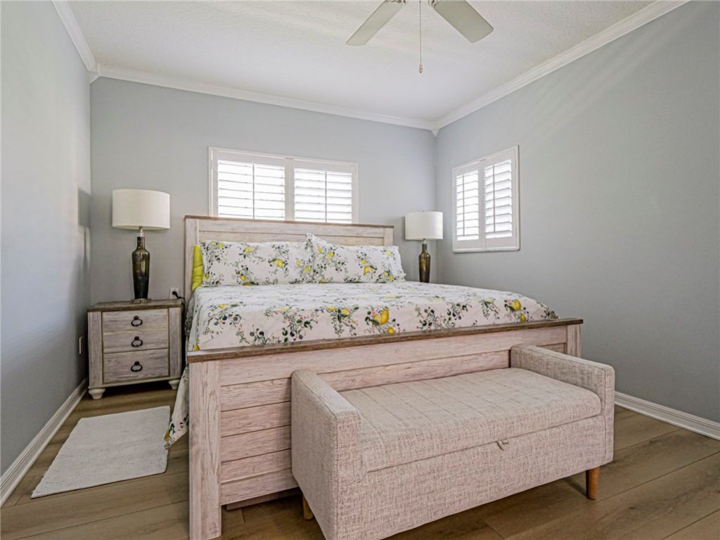 524 7th Square, Unit 102, Vero Beach, FL 32962 Photo