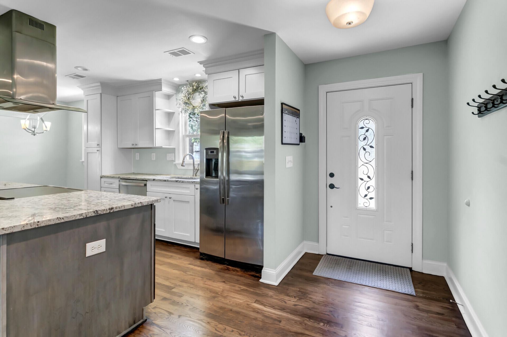 1510 Manor Boulevard Photo 11