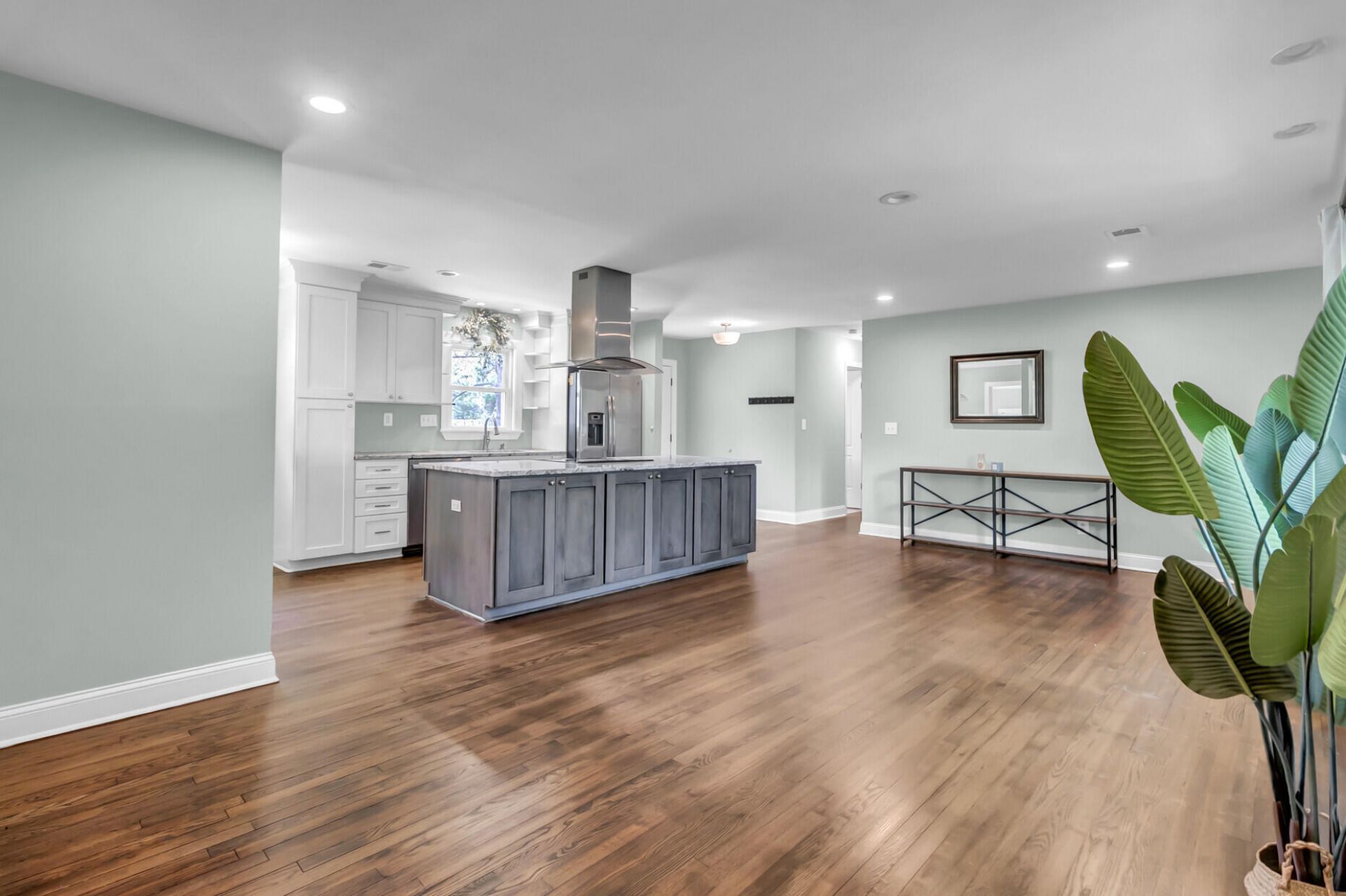 1510 Manor Boulevard Photo 18