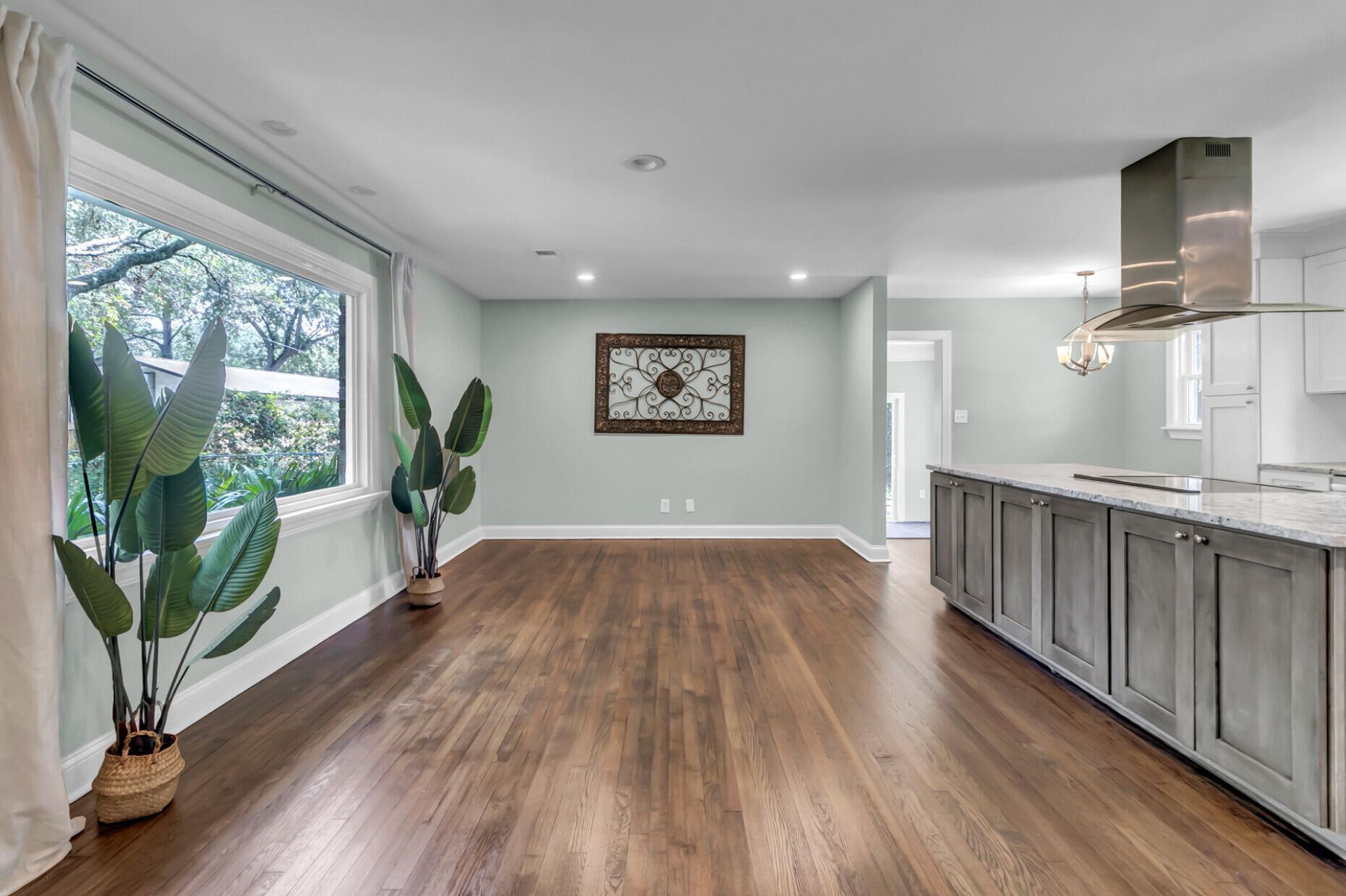 1510 Manor Boulevard Photo 19