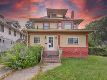 2729 Fulton Street, Toledo, OH 43610