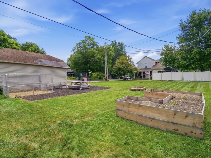 102 W Pike Street, Christiansburg, OH 45389 Photo 59