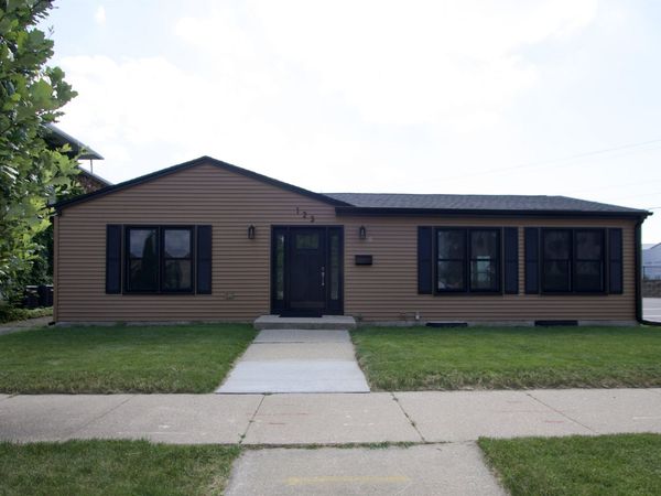123 N Jackson Street, Janesville, WI 53548