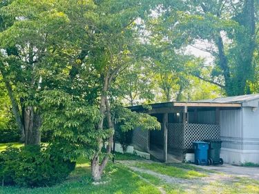 563 PINE DRIVE, YORK, PA 17406