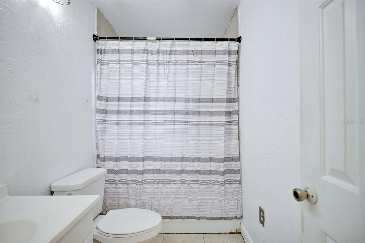 131 Wiggins Avenue , Avon Park, FL 33825 Photo