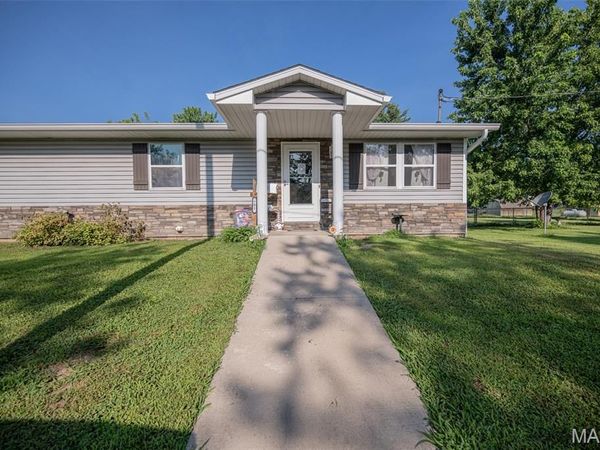 701 N 3rd Street , Owensville, MO 65066
