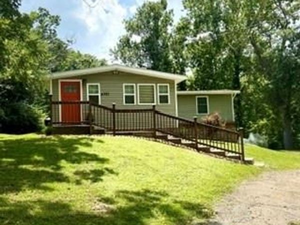 5701 E 56th Street, Kansas City, MO 64130