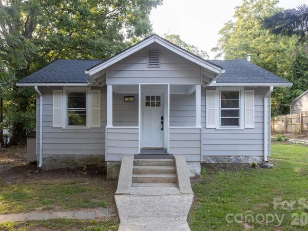 44 LR Smith Avenue , Hendersonville, NC 28791