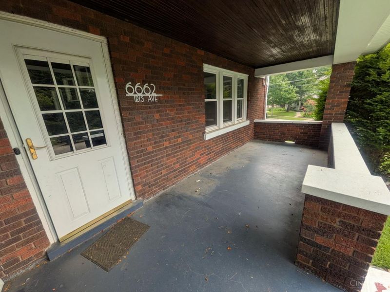 6662 Iris Avenue, Cincinnati, OH 45213 Photo 5