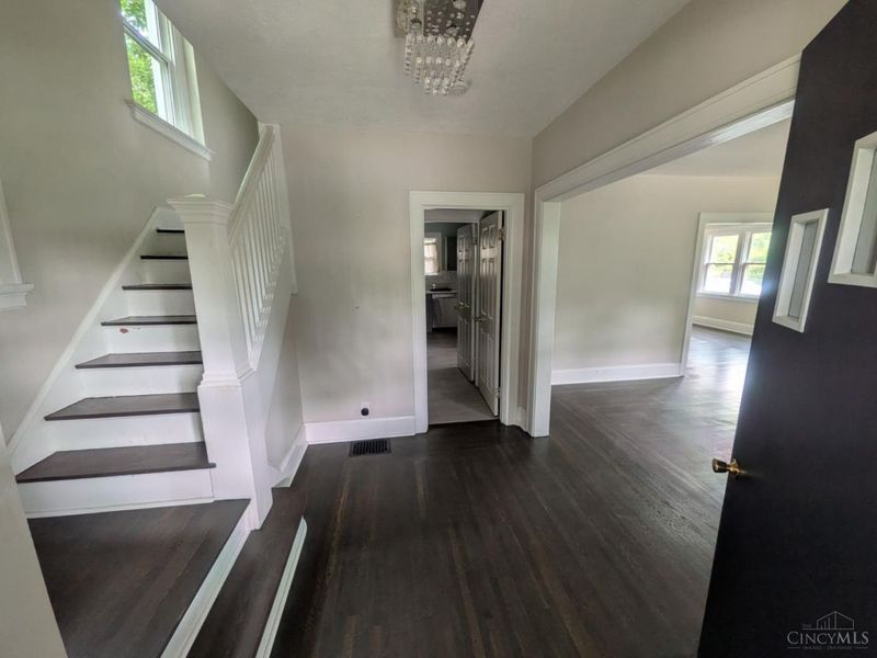 6662 Iris Avenue, Cincinnati, OH 45213 Photo 6
