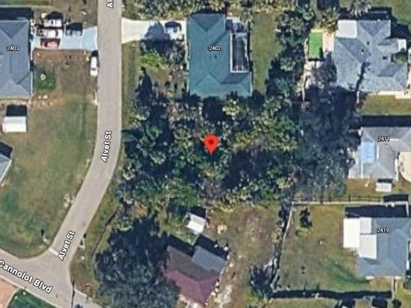 2410 Alvet ST, PORT CHARLOTTE, FL 33948