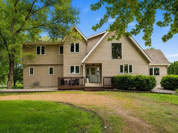 135 Airport Road, Hutchinson, MN 55350