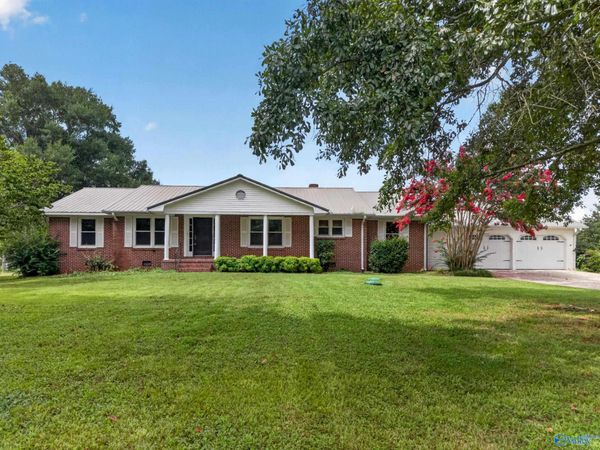 5572 Section Line Road, Albertville, AL 35950