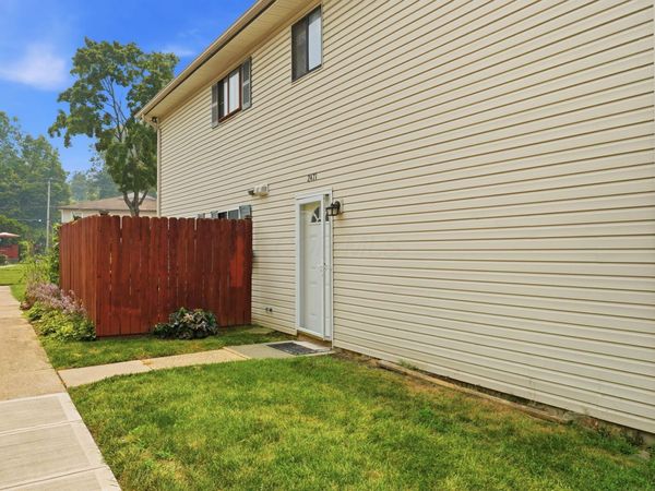 2471 Natchez Drive, Unit D, Columbus, OH 43209