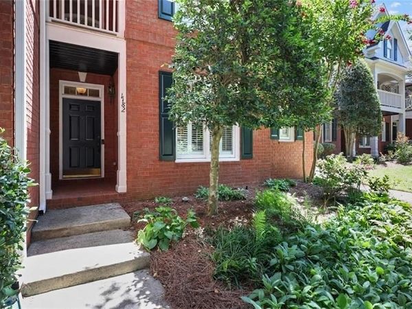 1182 Brookhaven Glen NE, Atlanta, GA 30319
