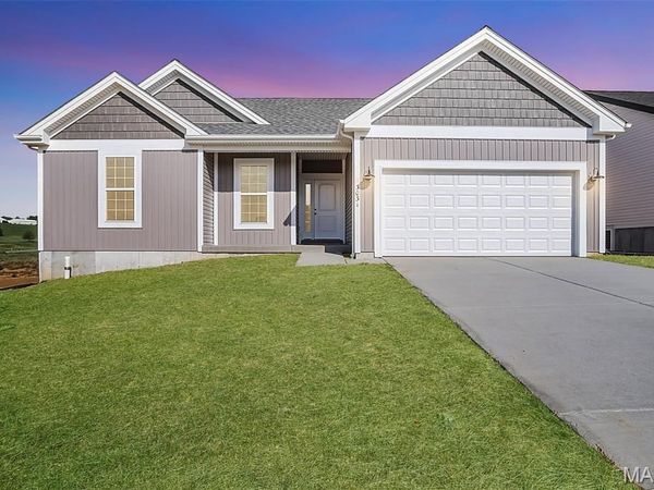 2308 Hank's Close , Washington, MO 63090