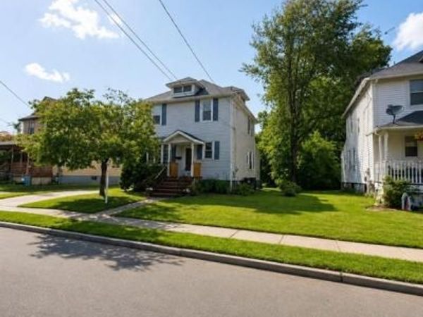 218 MADISON AVENUE, LAUREL SPRINGS, NJ 08021