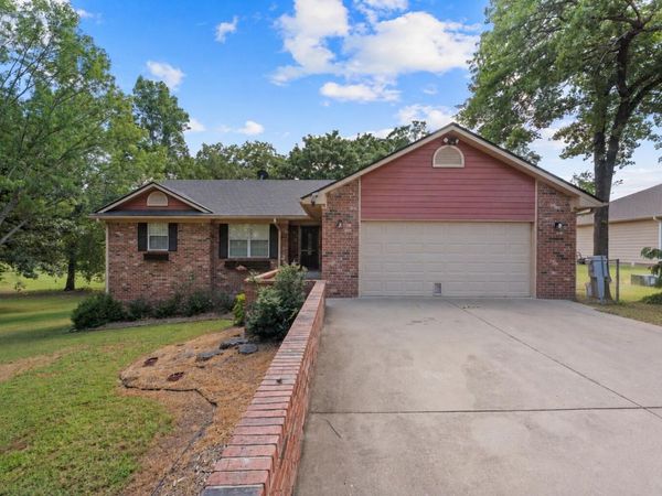 1506 Wyant Road , Grove, OK 74344