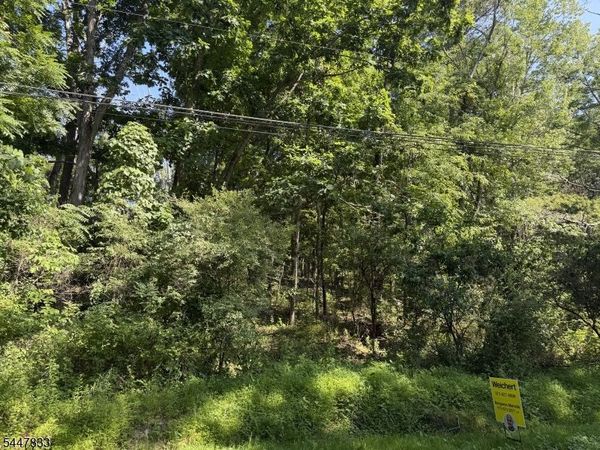 22 Bills Ln, Montague, NJ 07827