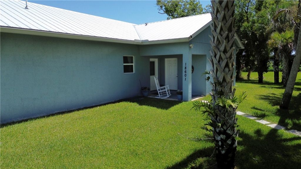 18601 Orange Avenue, Fort Pierce, FL 34945 Photo