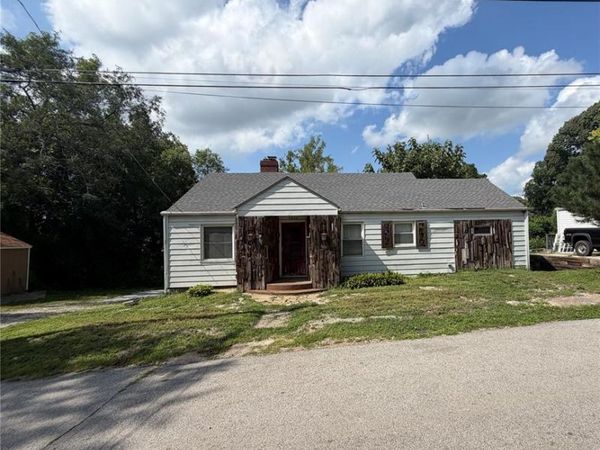 2926 Forest Drive , Alton, IL 62002