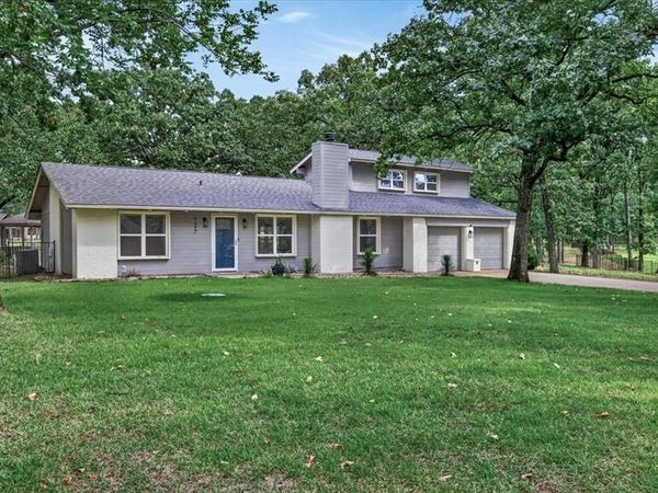 127 Pinnacle Club Drive, Mabank, TX 75156