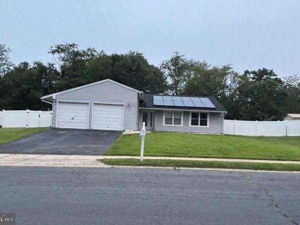 4 PATRICIA LANE, SICKLERVILLE, NJ 08081